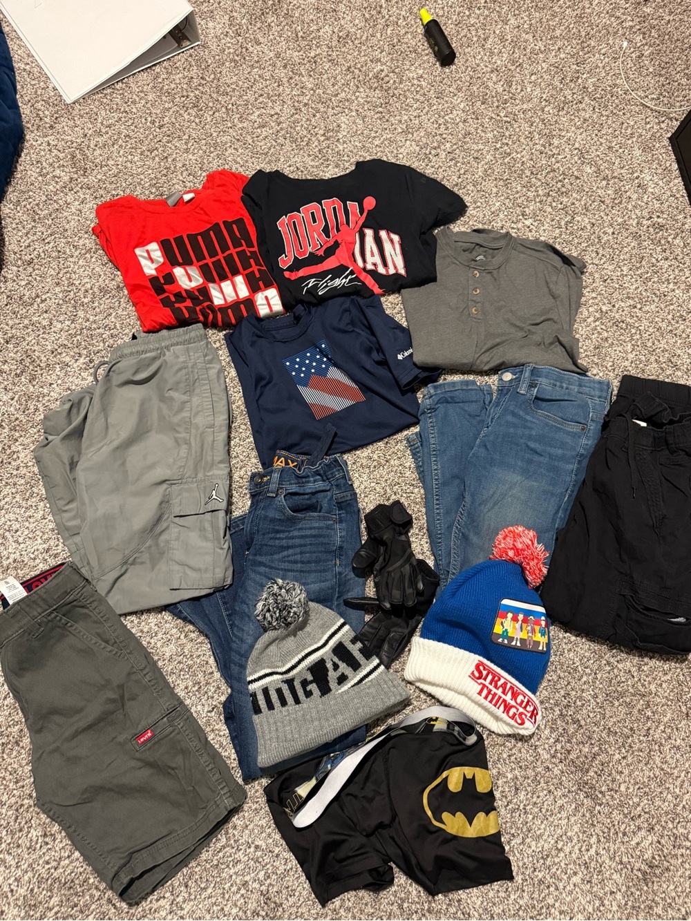 Jordan Boys' Black Graphic Tee - Jordan bundle 10/12